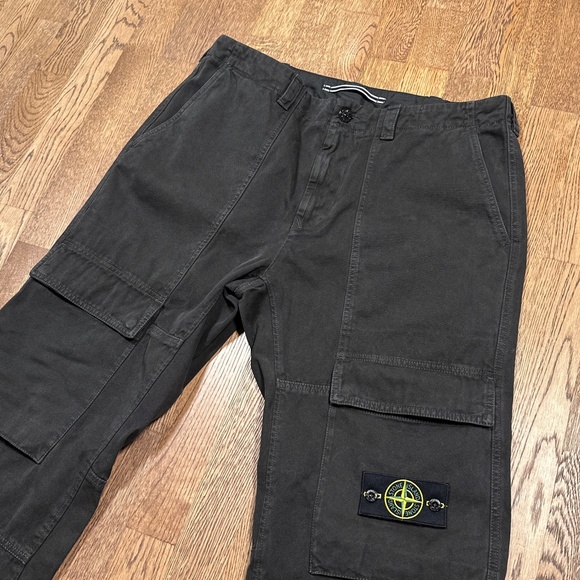 Sold - Picture 3 of 12